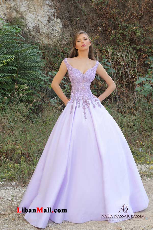 Long wedding dress with light purple lace at the front Nada Nassar Bassim Haute Couture wedding dresses 2017