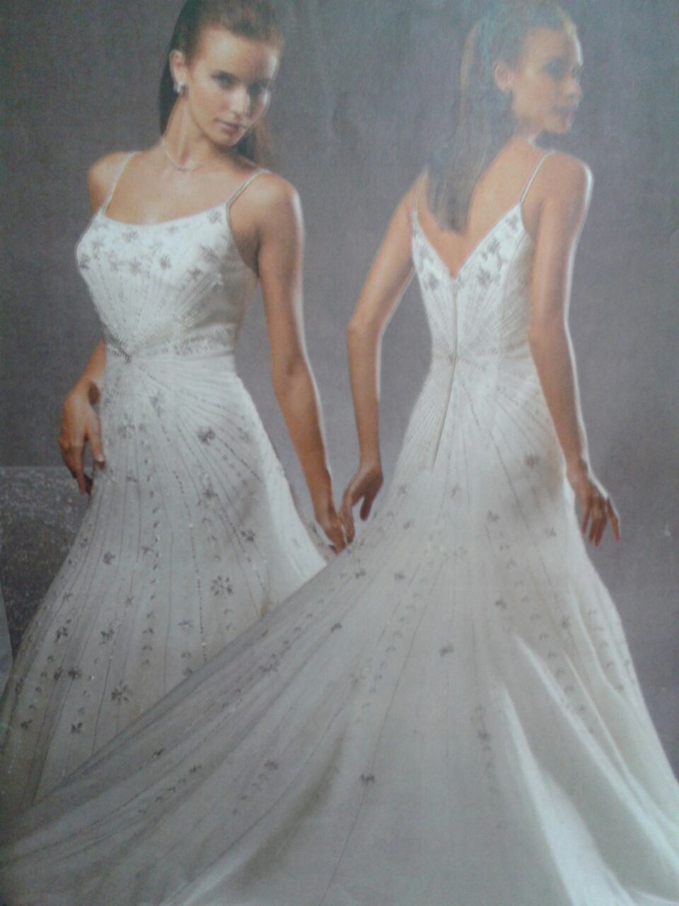 Fashion Designers in Lebanon, bridal dresss Lebanon,
Reina Wedding Gowns in Lebanon, Fashion 