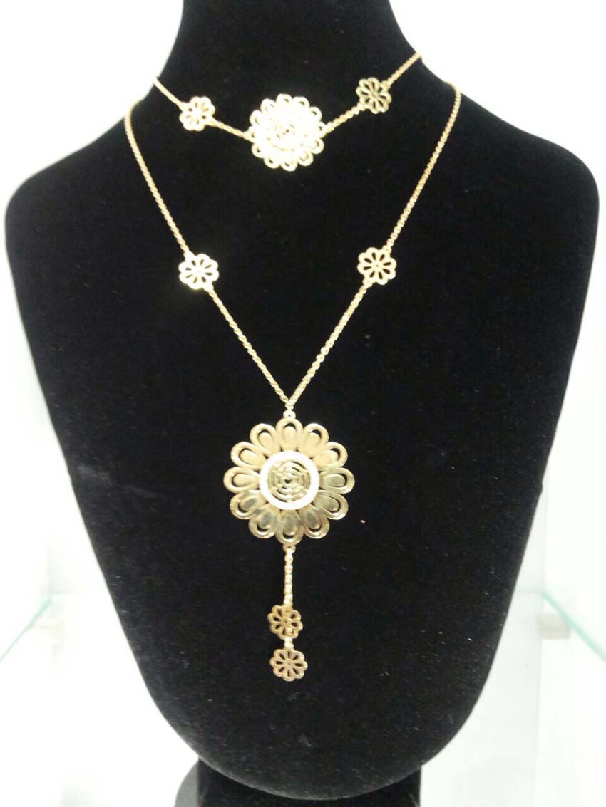 Tracy\'s Jewelry, Jewelery in Lebanon, Lebanon Jewelry, Diamonds in Lebanon, Gold in Lebanon, Watches in Lebanon,jewelry shops in lebanon, diamonds in lebanon, diamond rings in lebanon, diamond sets in lebanon, jewels in lebanon, diamond shops in lebanon, diamond stores in lebanon, jewellery shops in lebanon, buying gold in lebanon, gold sets in lebanon, gold rings in lebanon,wedding rings in lebanon, engagement rings in lebanon, wedding jewelry in lebanon
