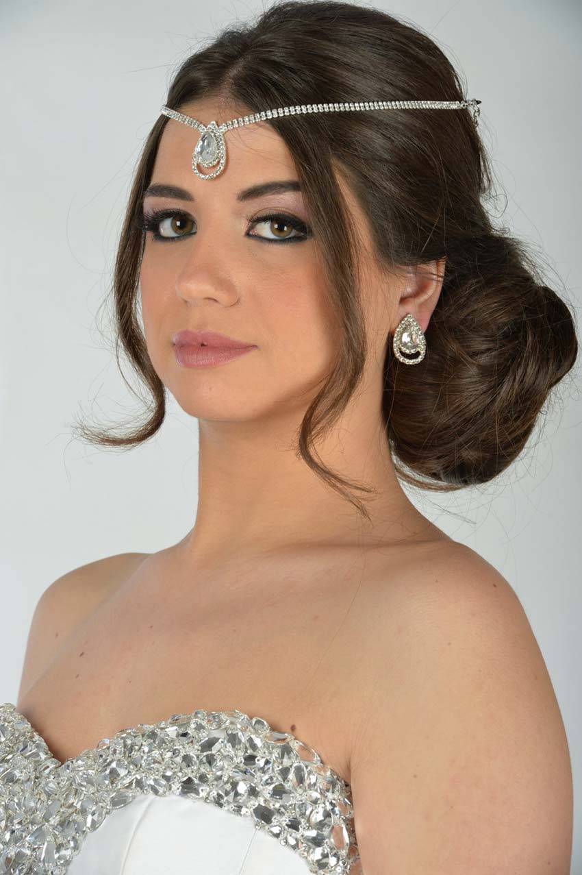Champetra,Wedding accessories in Lebanon, fashion accessories in Lebanon, head accessories in Lebanon, hair accessories in Lebanon, tiara in Lebanon, wedding necklaces in Lebanon, handmade accessories in Lebanon, wedding jewellery in Lebanon, Lebanon wedding and fashion accessories