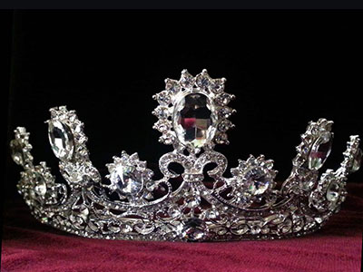 Champetra,Wedding accessories in Lebanon, fashion accessories in Lebanon, head accessories in Lebanon, hair accessories in Lebanon, tiara in Lebanon, wedding necklaces in Lebanon, handmade accessories in Lebanon, wedding jewellery in Lebanon, Lebanon wedding and fashion accessories