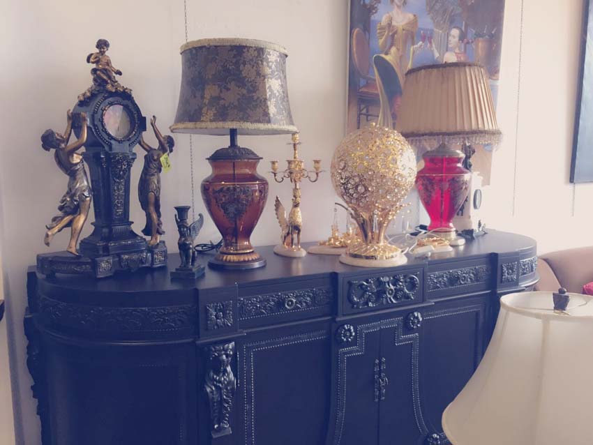 Belvedere Furniture & Accessories, furniture in lebanon,home furniture in  lebanon, quality furniture in lebanon, living room furniture in lebanon,leather seaters in lebanon, dining room furniture in lebanon, furniture galleries in lebanon, paintings in lebanon, dessign furniture in lebanon