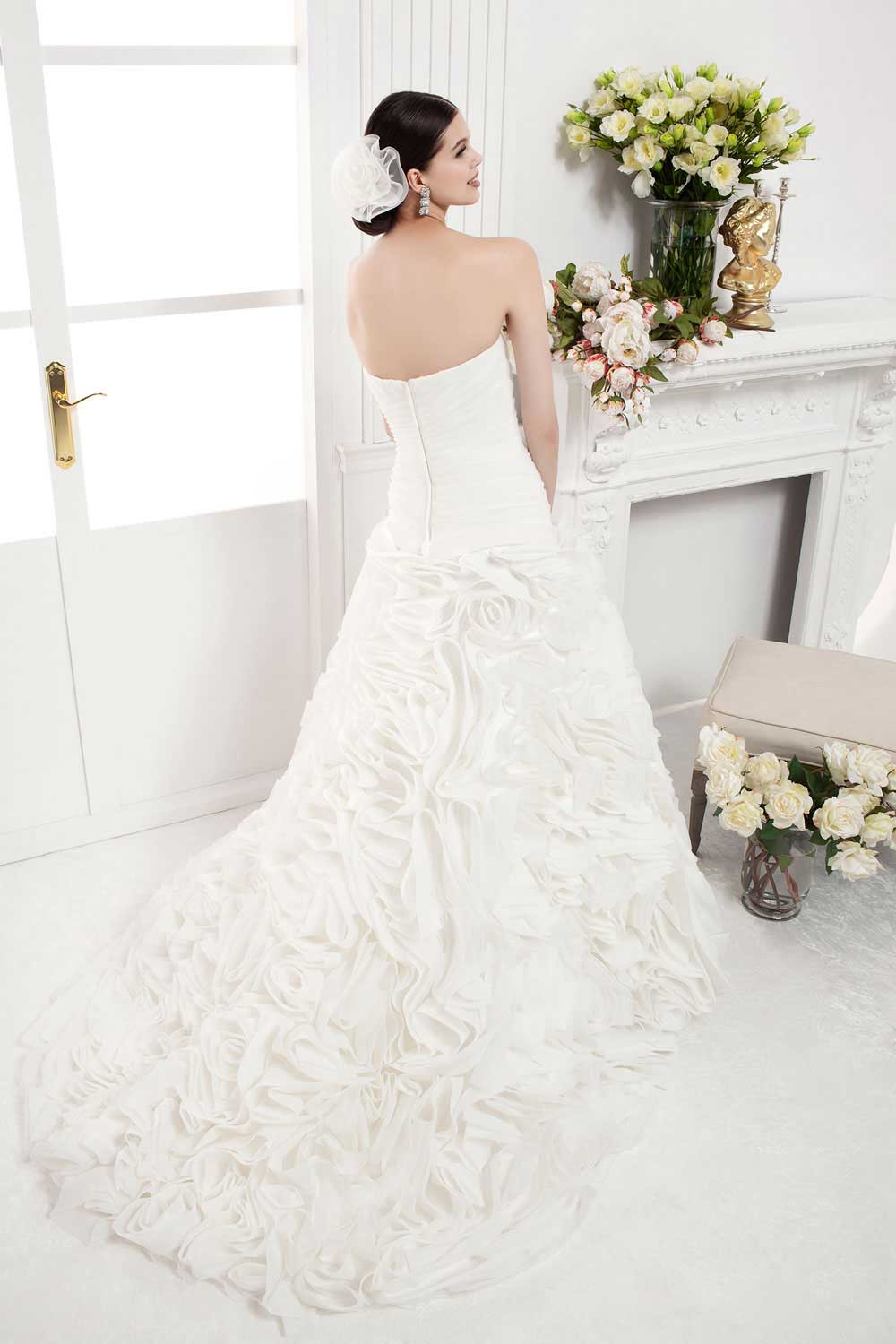 wedding dresses in Lebanon, weddings in Lebanon, wedding gowns in Lebanon, Lebanon wedding dresses, Lebanese brides