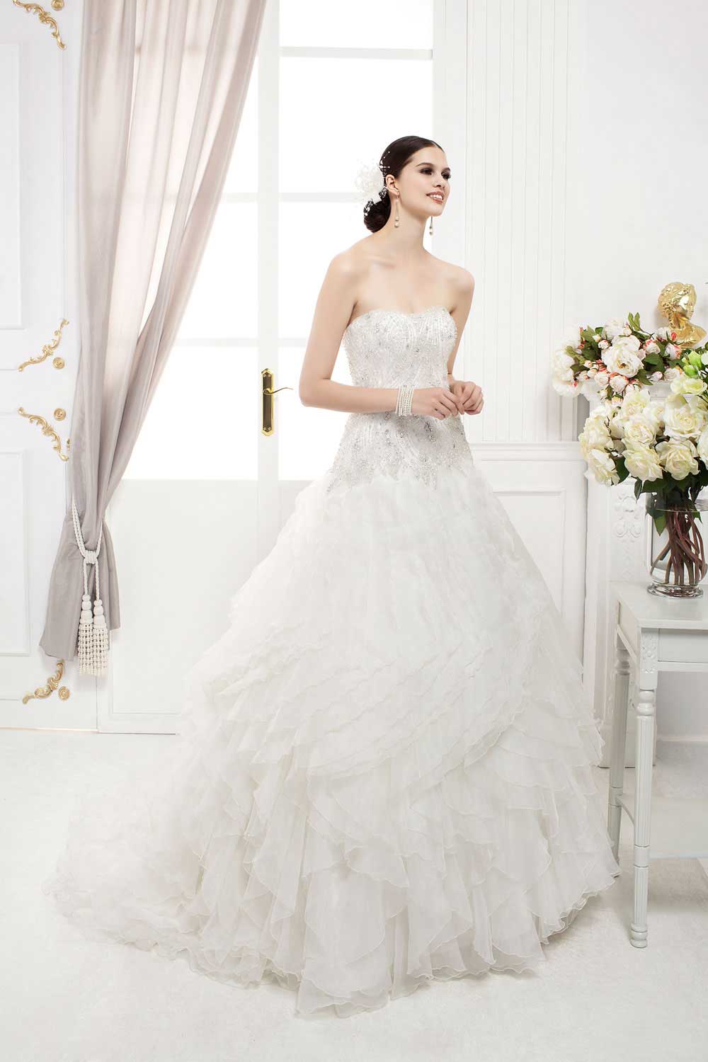 wedding dresses in Lebanon, weddings in Lebanon, wedding gowns in Lebanon, Lebanon wedding dresses, Lebanese brides