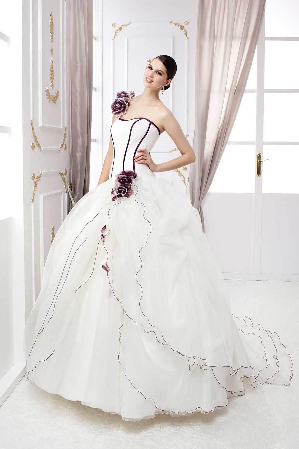 wedding dresses in Lebanon, weddings in Lebanon, wedding gowns in Lebanon, Lebanon wedding dresses, Lebanese brides
