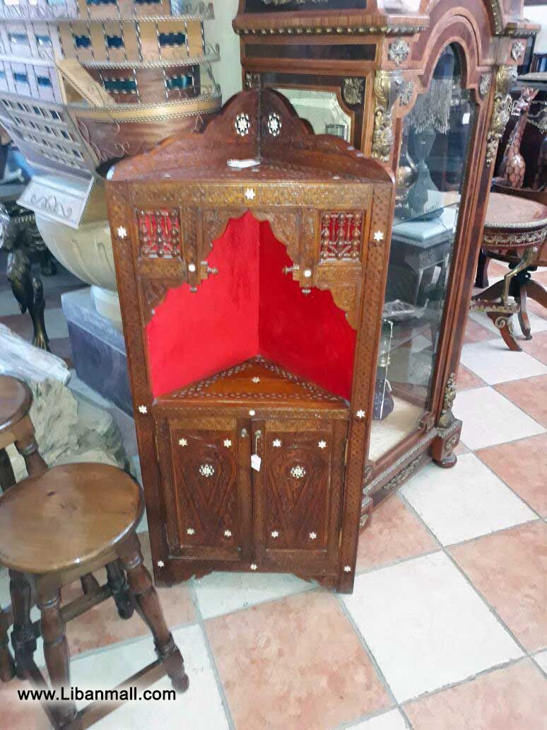 Antique Center, antique reproductions, French, Italian and Old English Furniture