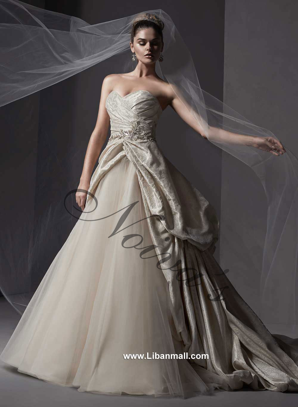Noiva's - Wedding dresses in Lebanon, bridal gowns, bridal shop, bridal store