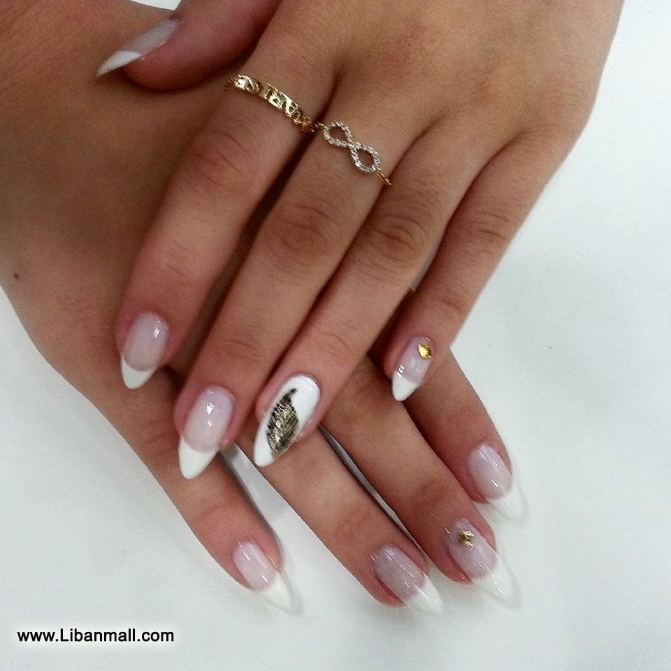 Carlos Nassim Hair Bar, Nail Artist