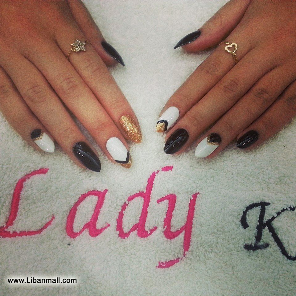 Carlos Nassim Hair Bar, Nail Artist