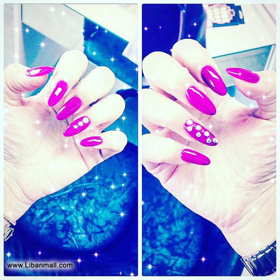 Carlos Nassim Hair Bar, Nail Artist